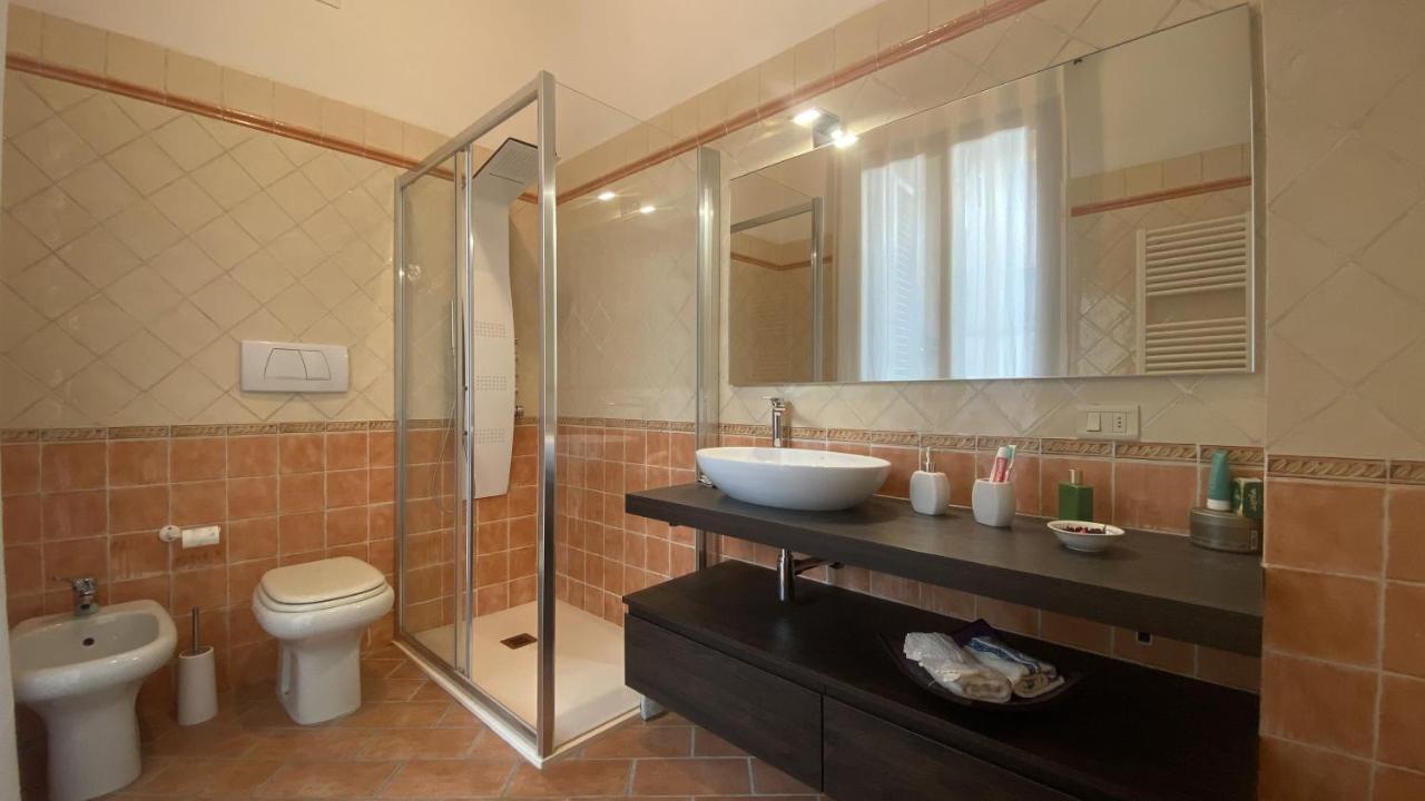 Indipendent Studio Apartment With Terrace - Parking Firenze Eksteriør bilde