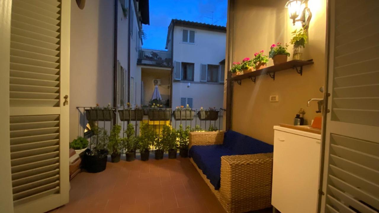Indipendent Studio Apartment With Terrace - Parking Firenze Eksteriør bilde